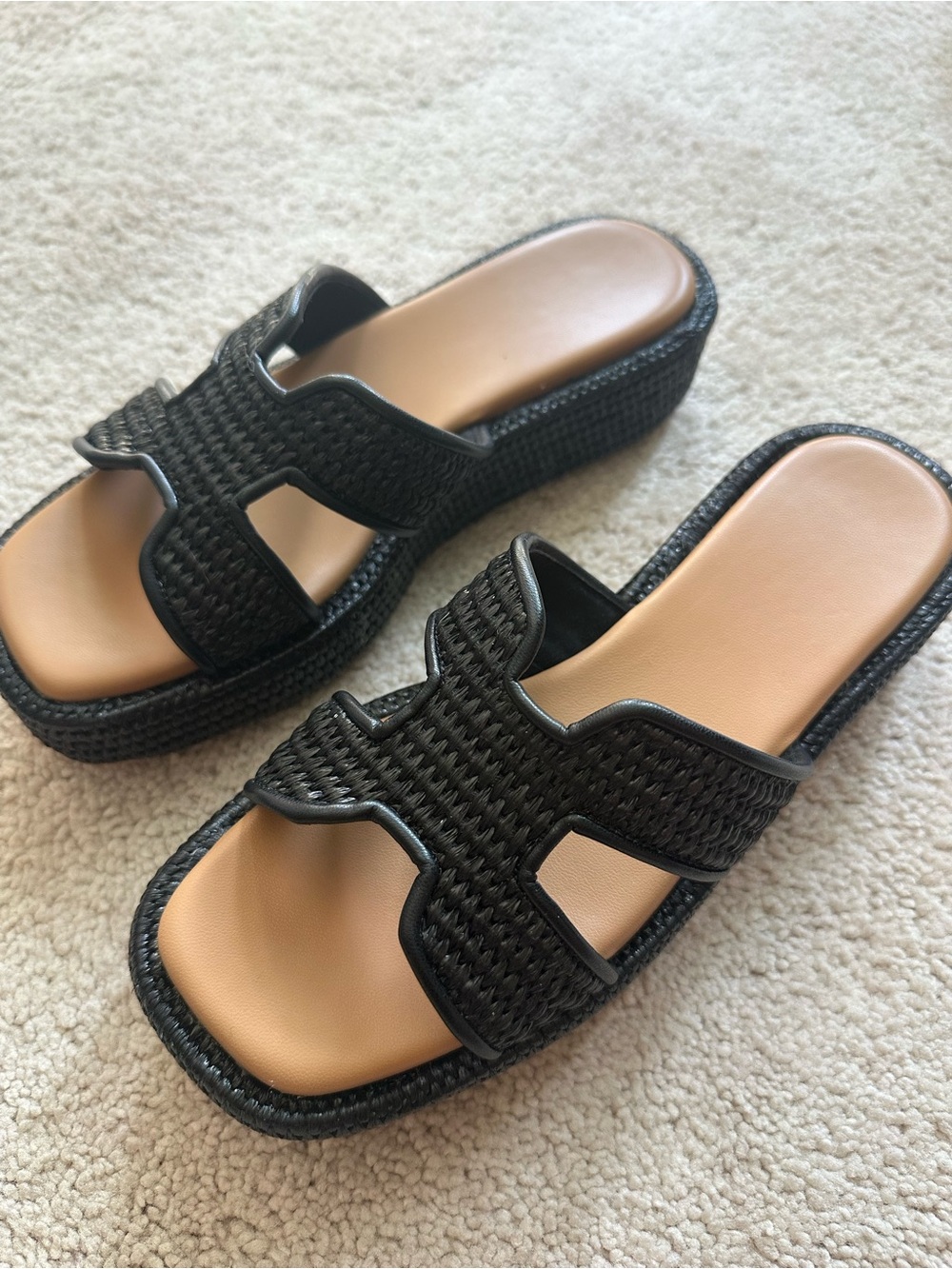 New Women's Black Woven Platform Sandals US 7.